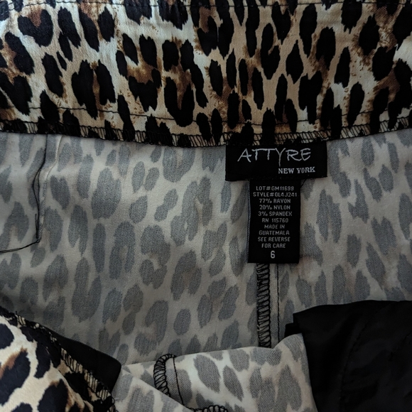 Leopard Print Shorts - Picture 2 of 4